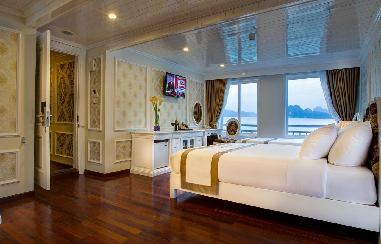 Signature Royal Halong Cruise Ha Long Room photo