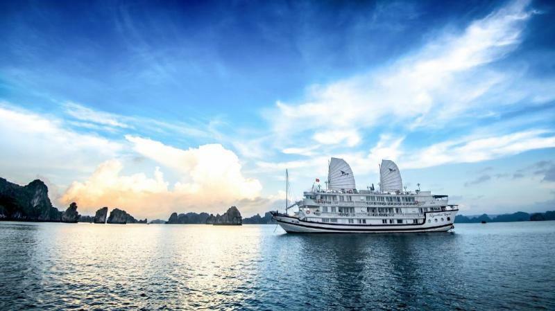 Signature Royal Halong Cruise Ha Long Exterior photo