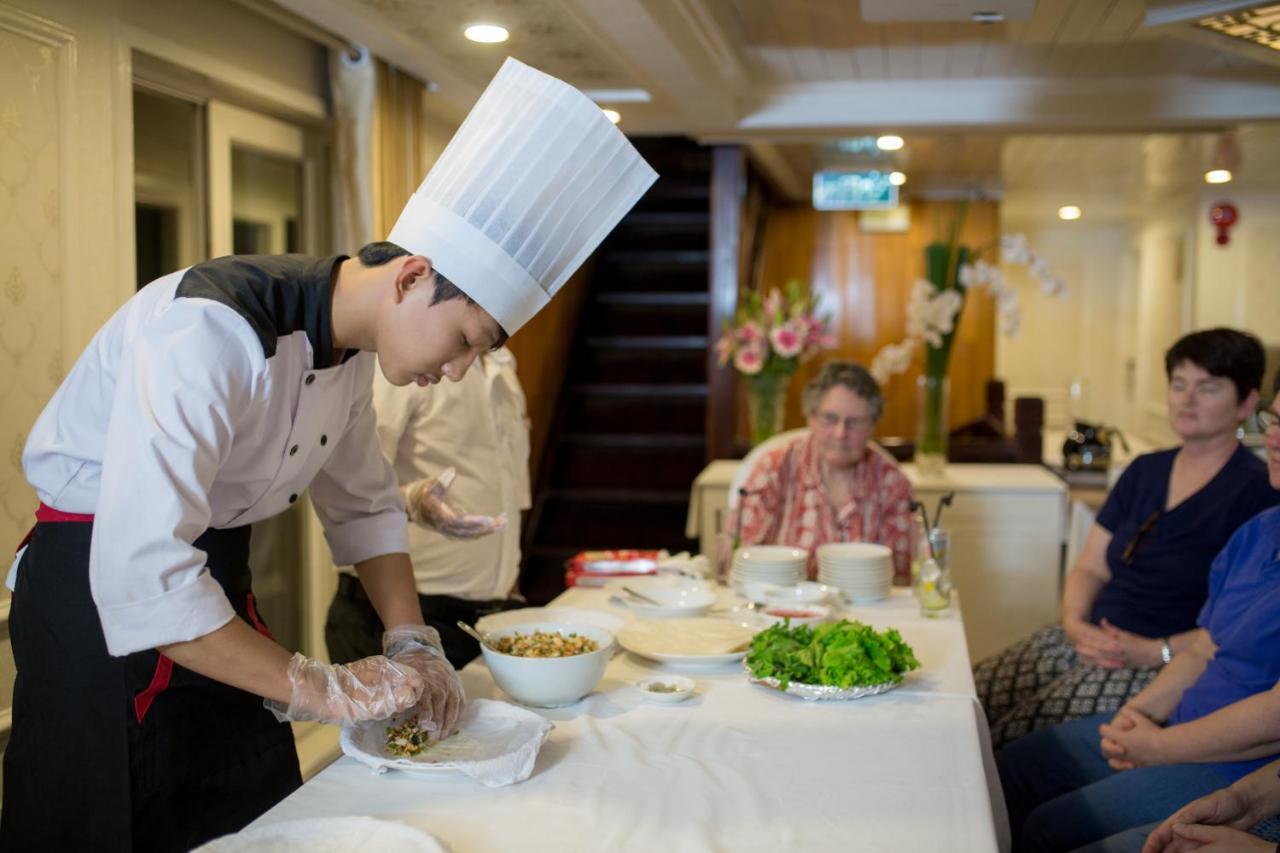 Signature Royal Halong Cruise Ha Long Exterior photo